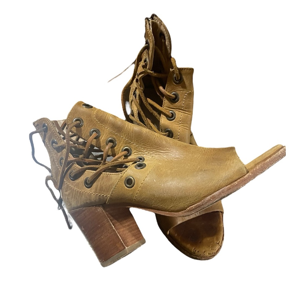 BASKE FREE PEOPLE California Peep Toe Leather Booties, Size 8 1/2, Tan colored